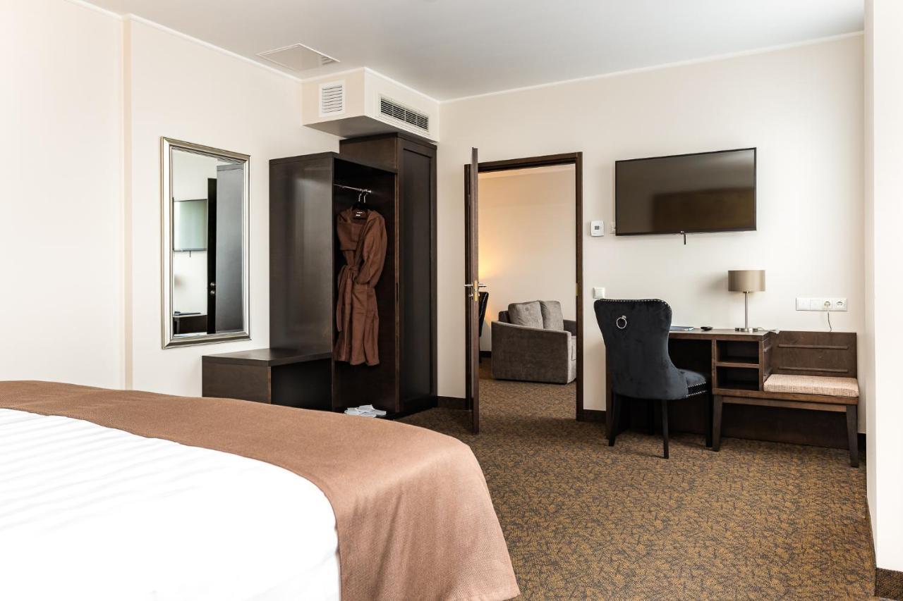 Adoryal Hotell Ταλίν Εξωτερικό φωτογραφία