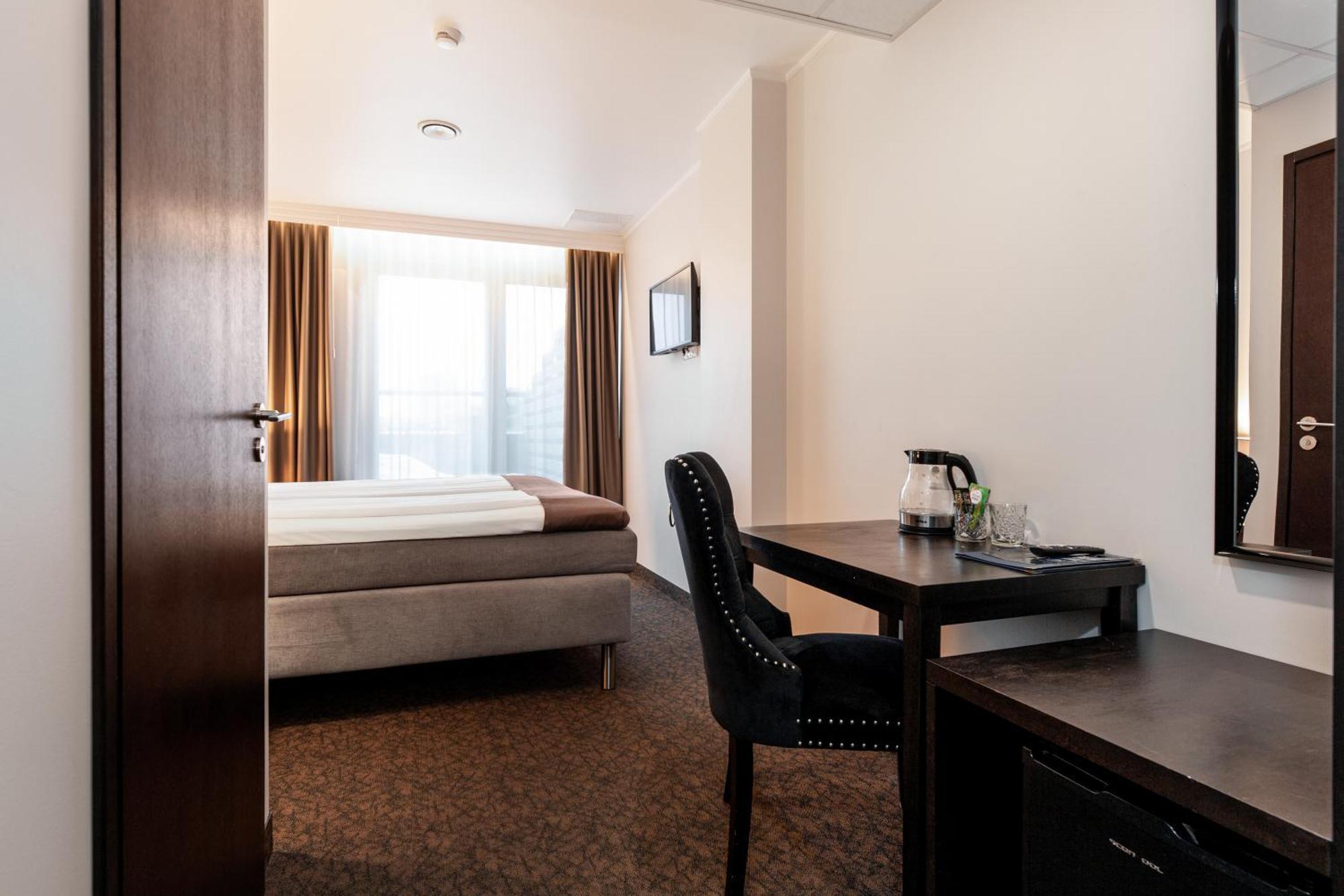 Adoryal Hotell Ταλίν Εξωτερικό φωτογραφία
